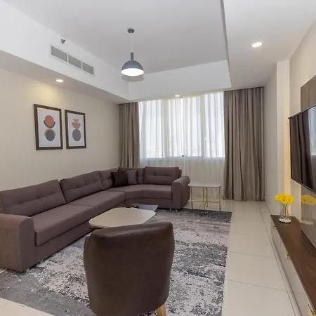 Platinum Coast Hotel Apartments Fujairah Exterior photo Living room