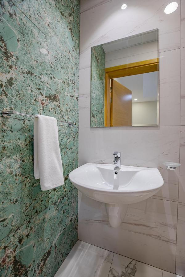 فندق مبيت وإفطار Platinum Coast 5*
