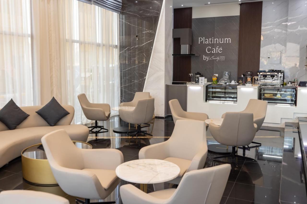 Platinum Coast 5*